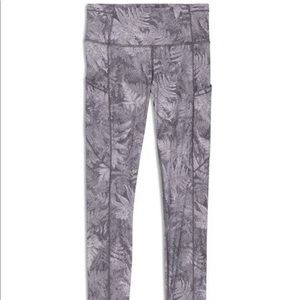 Lululemon Fast and Free Leggings 25"